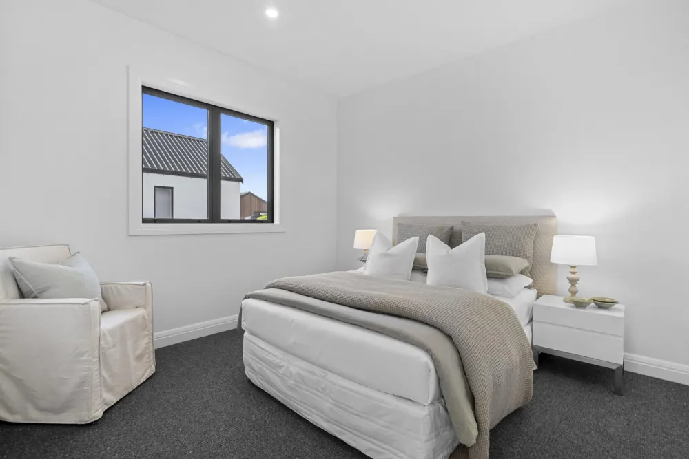 Photos of 10 Kerr Crescent