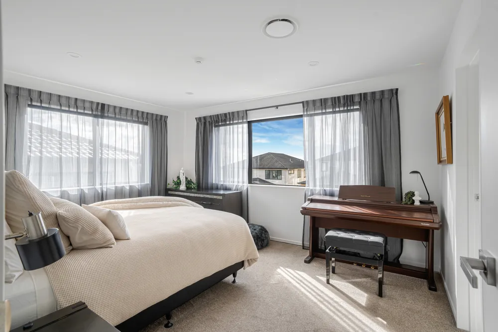Photos of 58 Lime Hill Rise