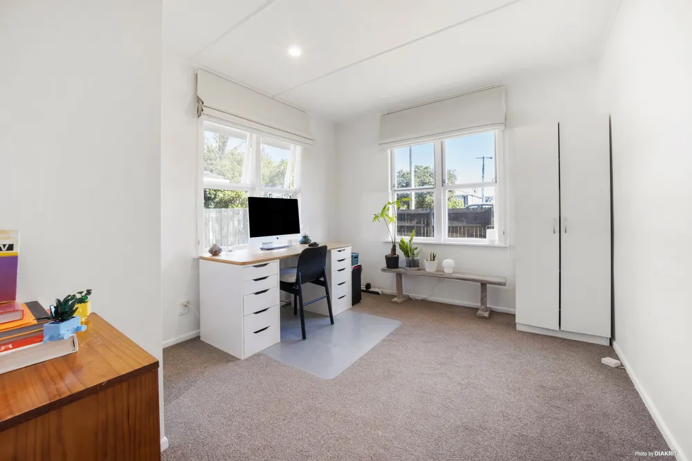 Photos of 787 Te Atatu Road