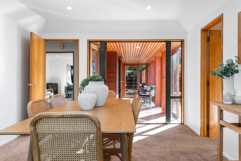 Photos of 267A Memorial Avenue