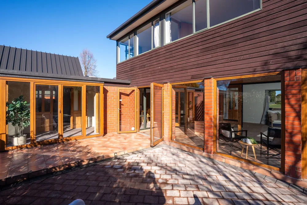 Photos of 267A Memorial Avenue