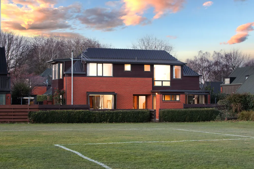 Photos of 267A Memorial Avenue