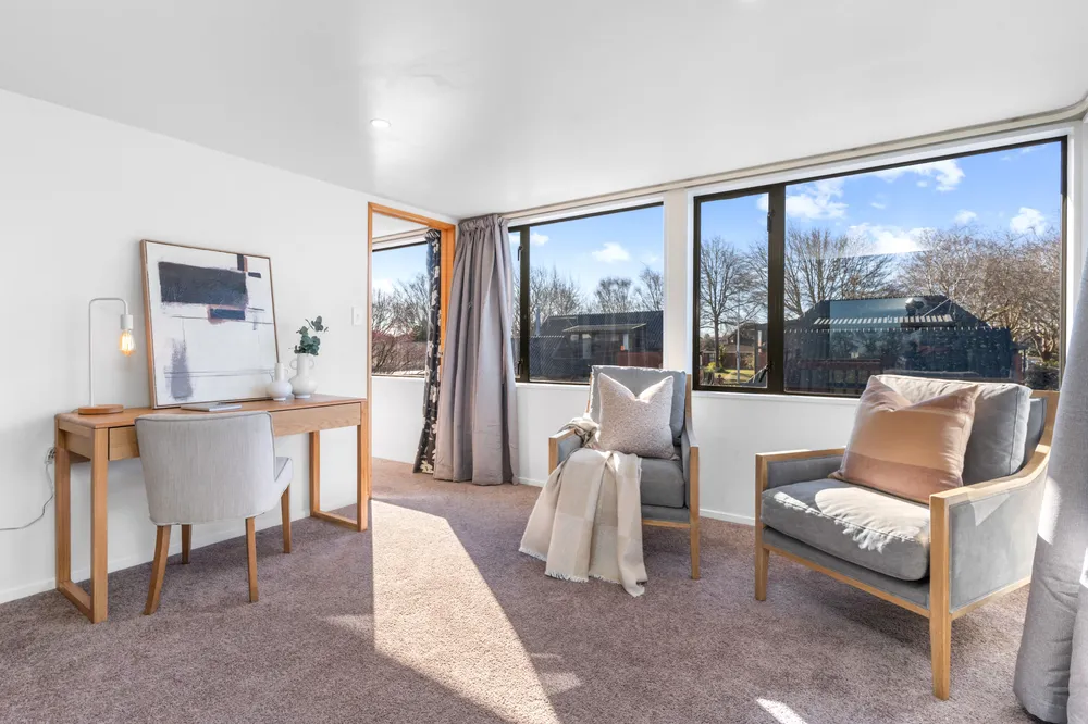 Photos of 267A Memorial Avenue