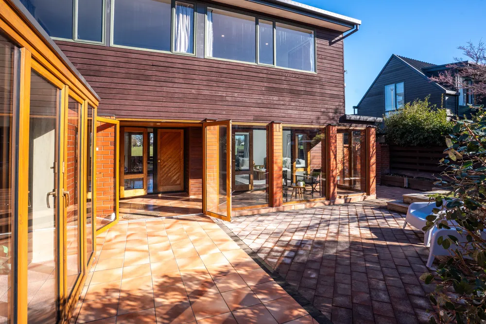 Photos of 267A Memorial Avenue