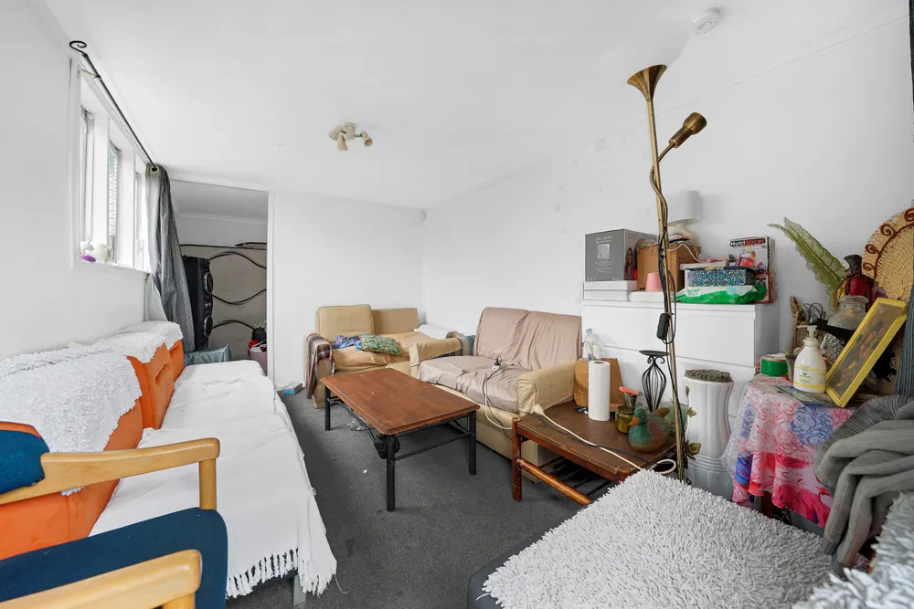 Photos of 12 Surrey Street