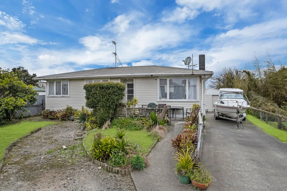 Photos of 12 Surrey Street