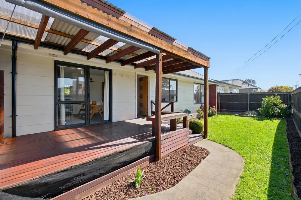Photos of 93 Langdons Road