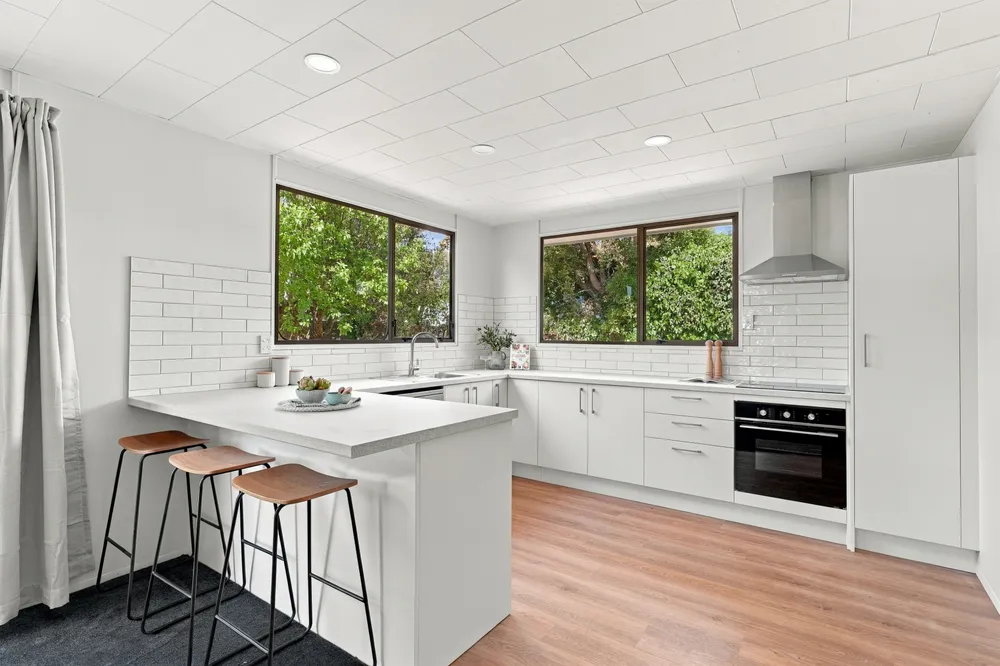 Photos of 18a Lyttelton Street