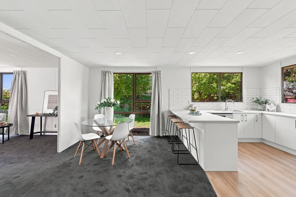 Photos of 18a Lyttelton Street