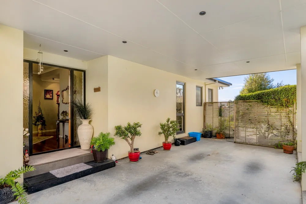 Photos of 191B Omokoroa Road