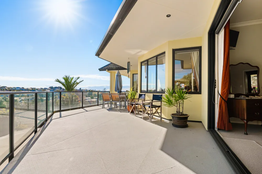 Photos of 191B Omokoroa Road