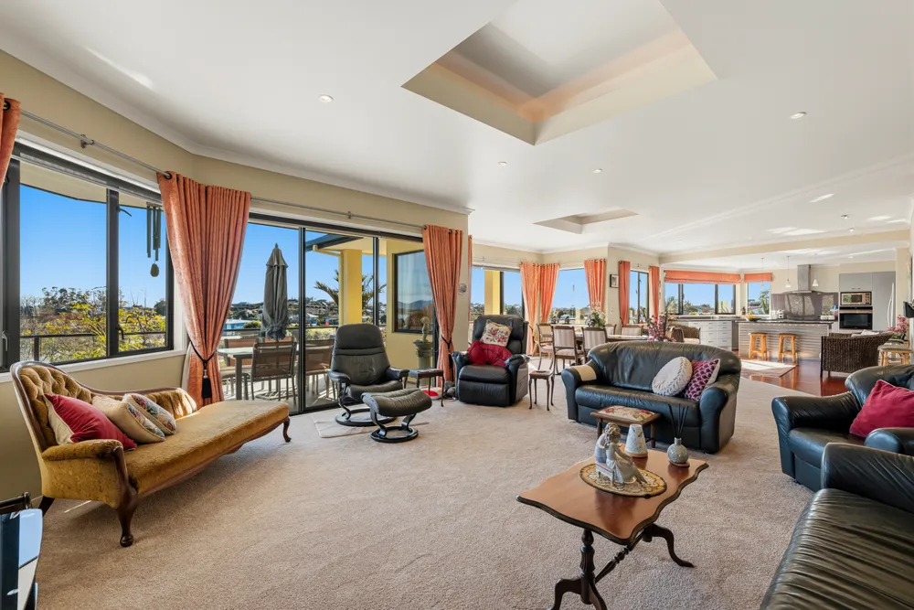 Photos of 191B Omokoroa Road
