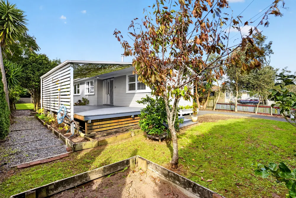 Photos of 62 Valentine Street