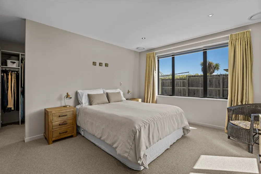 Photos of 15 Farrant Drive