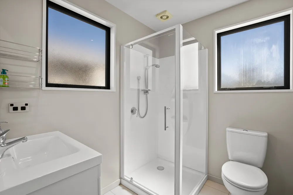 Photos of 15 Farrant Drive