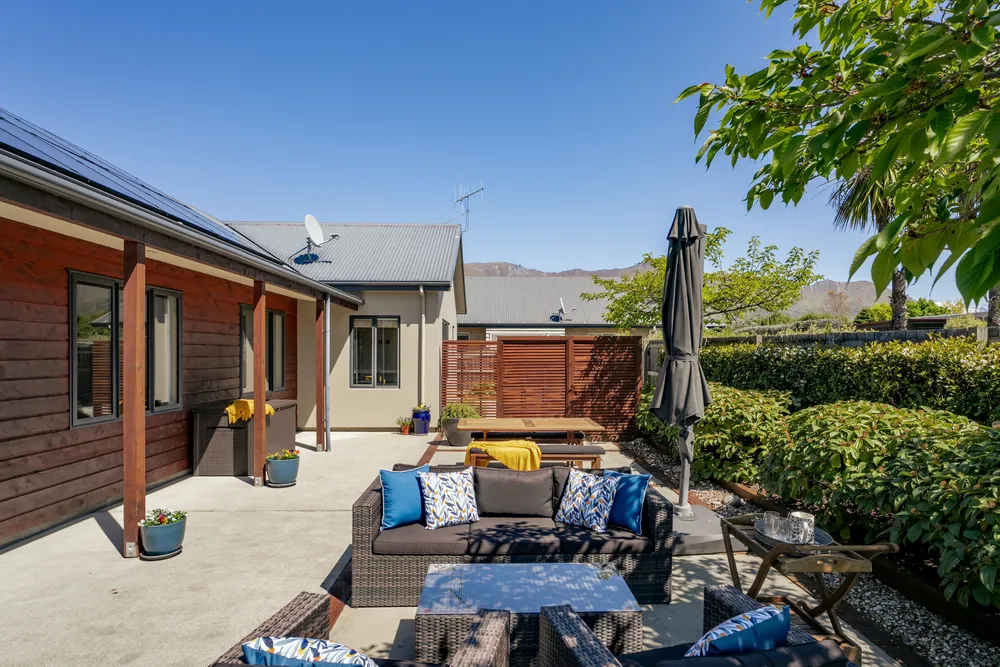 Photos of 15 Farrant Drive