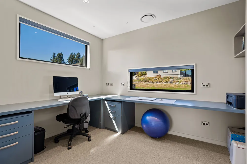 Photos of 15 Farrant Drive