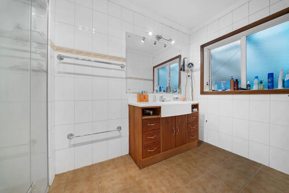 Photos of 50 Browns Road