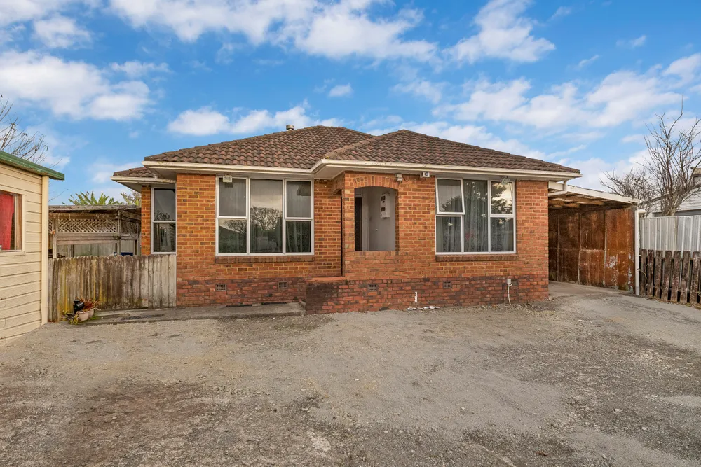 Photos of 50 Browns Road