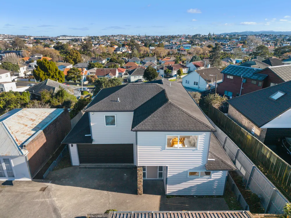 Photos of 225A Mount Albert Road
