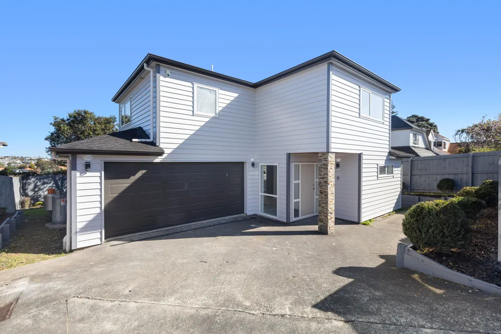 Photos of 225A Mount Albert Road
