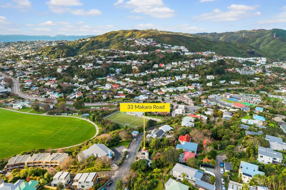 Photos of 33 Makara Road