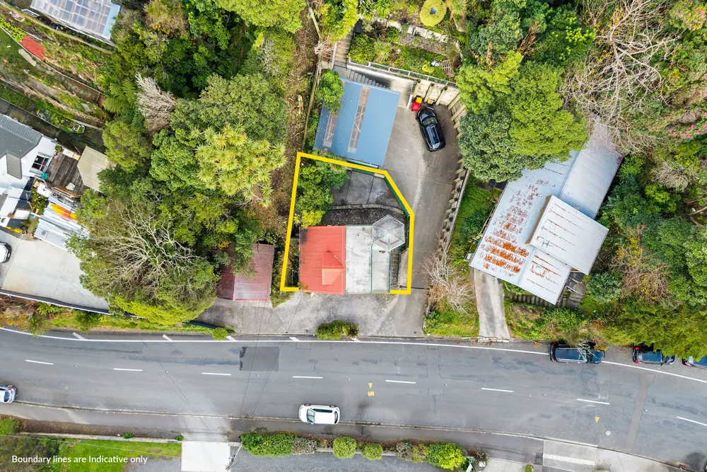 Photos of 33 Makara Road