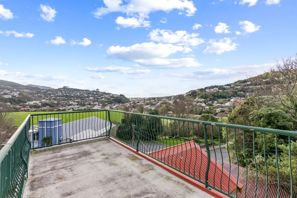 Photos of 33 Makara Road