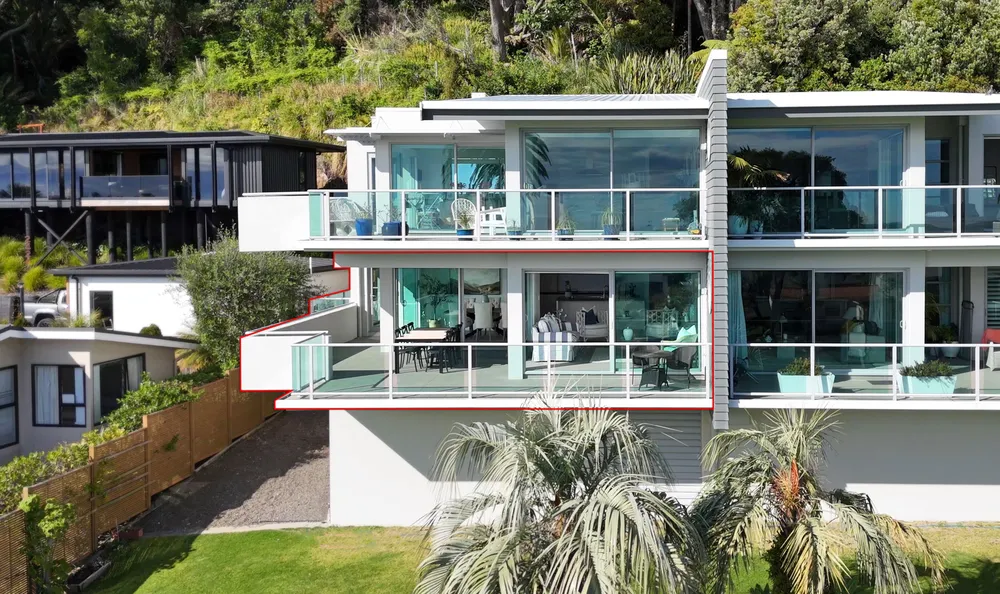 Photos of 1/232 Pohutukawa Avenue