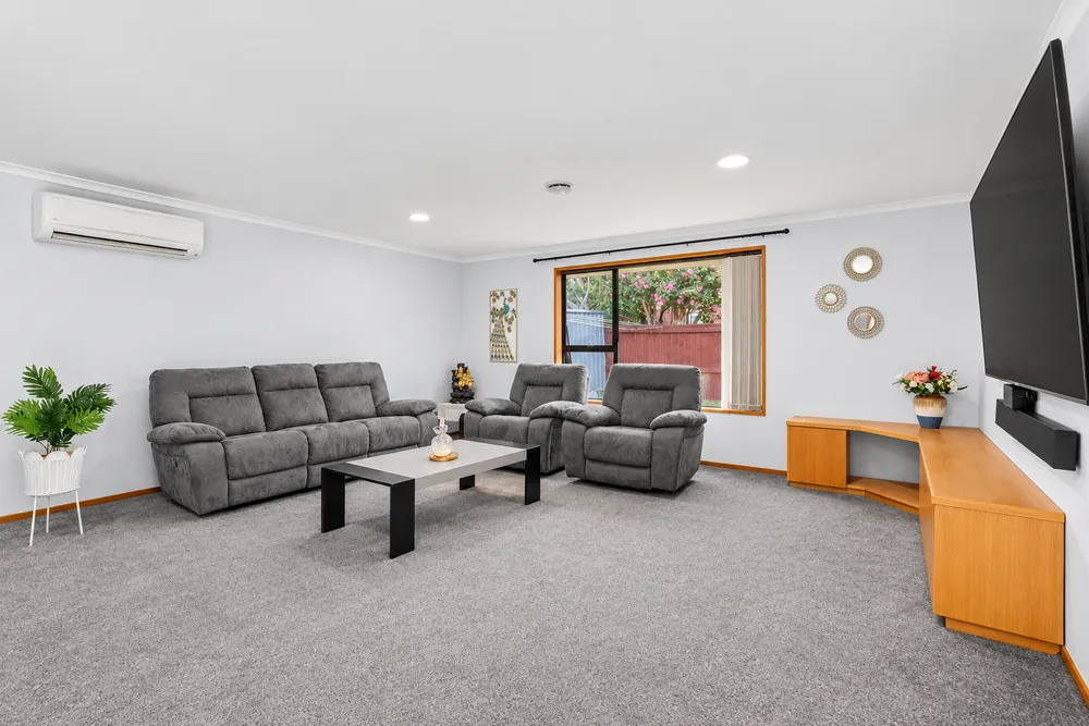 Photos of 50 Lancewood Drive