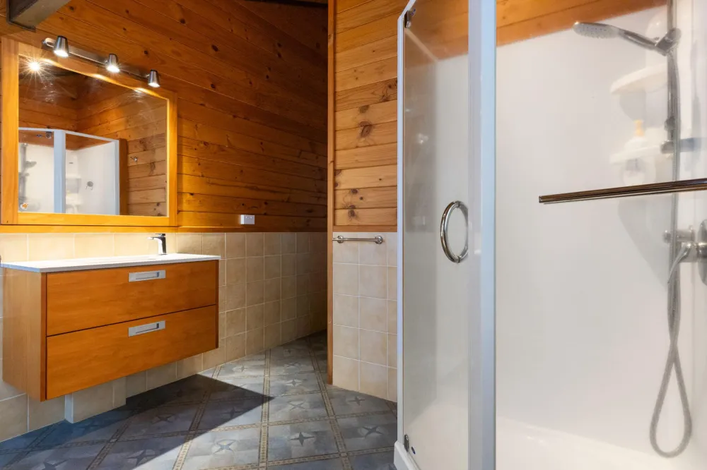 Photos of 168 Te Kawa Road