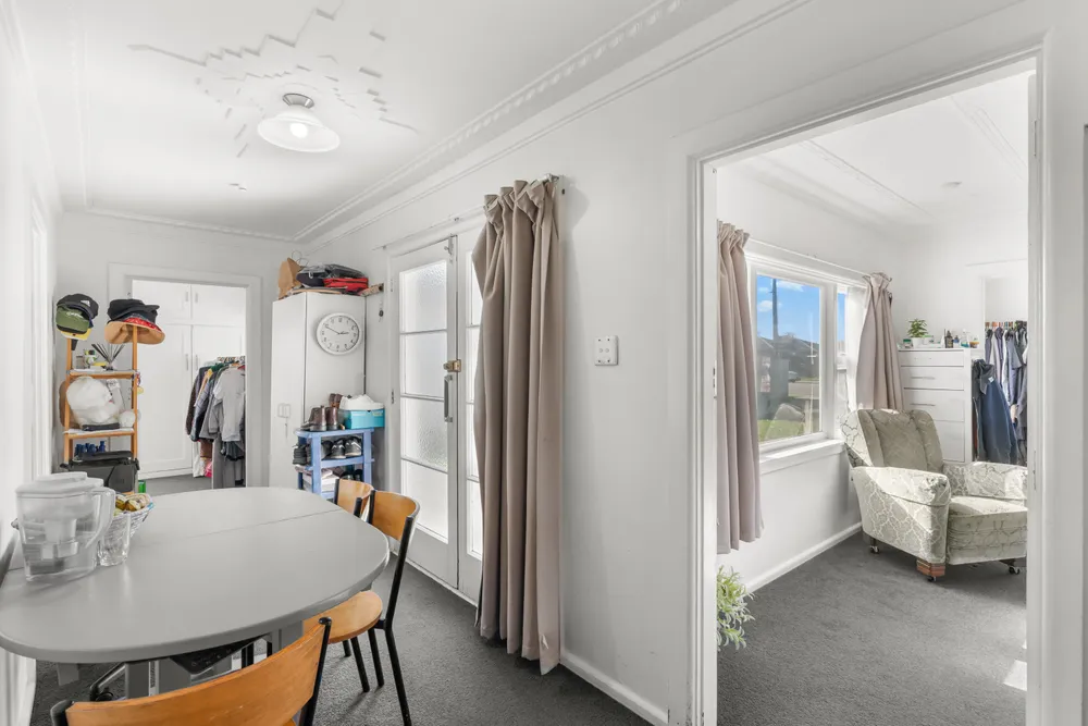 Photos of 54 Neill Street