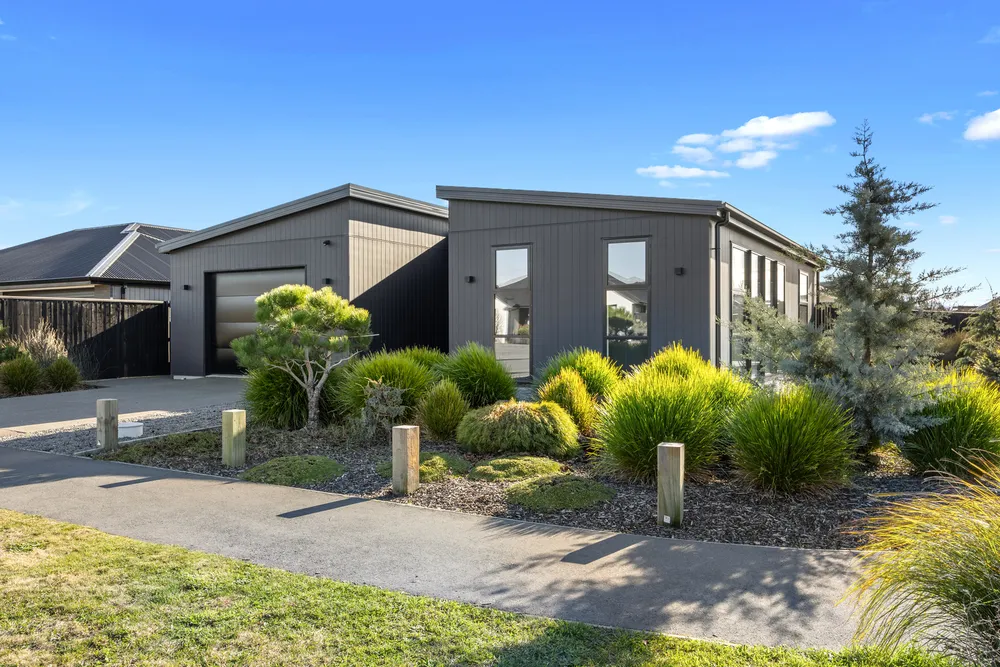Photos of 4 Hoyle Way