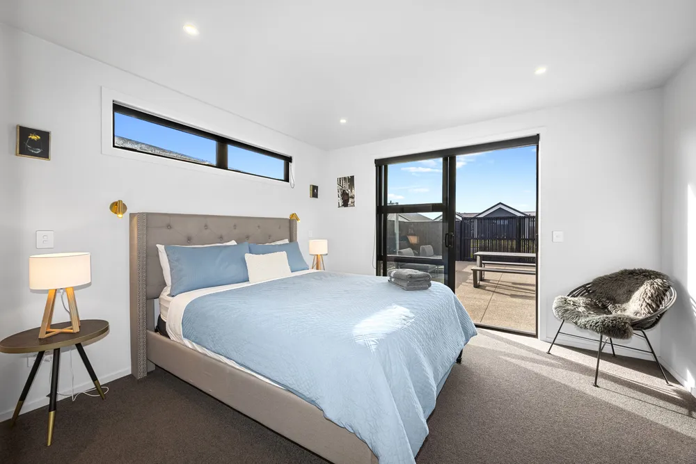 Photos of 4 Hoyle Way