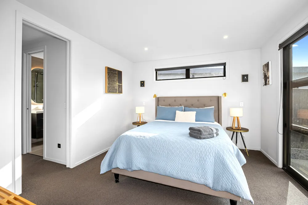 Photos of 4 Hoyle Way