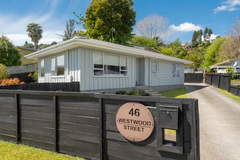 Photos of 46 Westwood Street