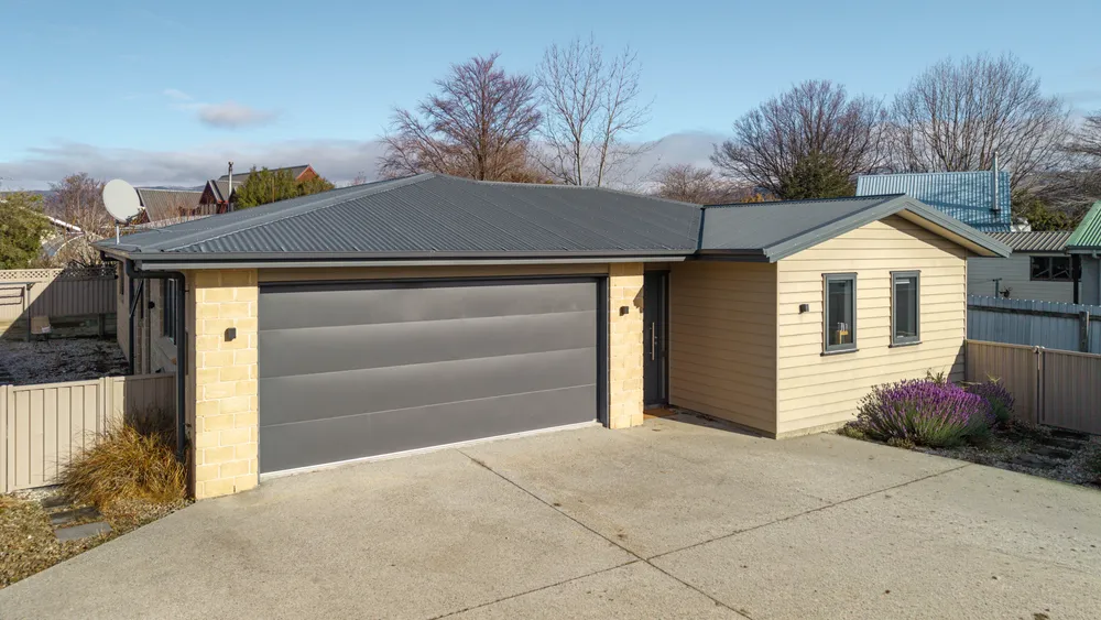 Photos of 92B Molyneux Avenue