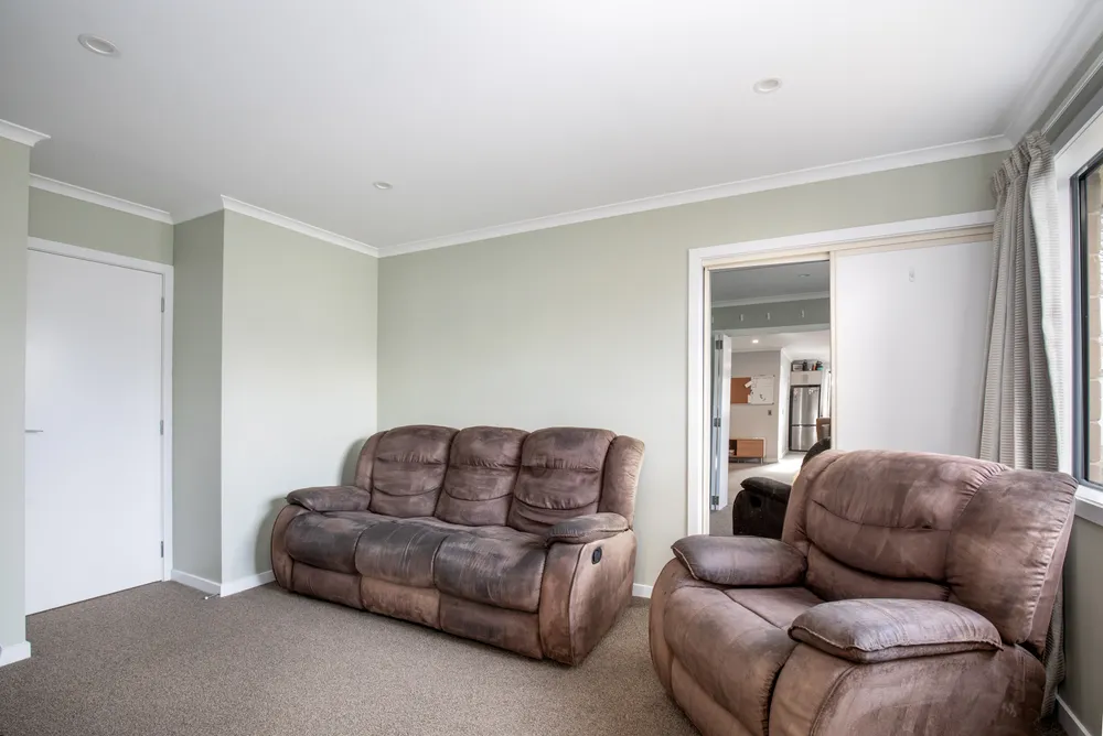 Photos of 92B Molyneux Avenue