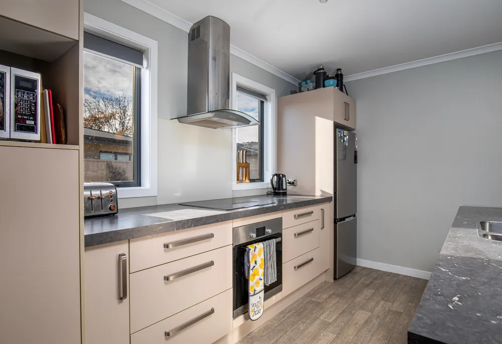 Photos of 92B Molyneux Avenue