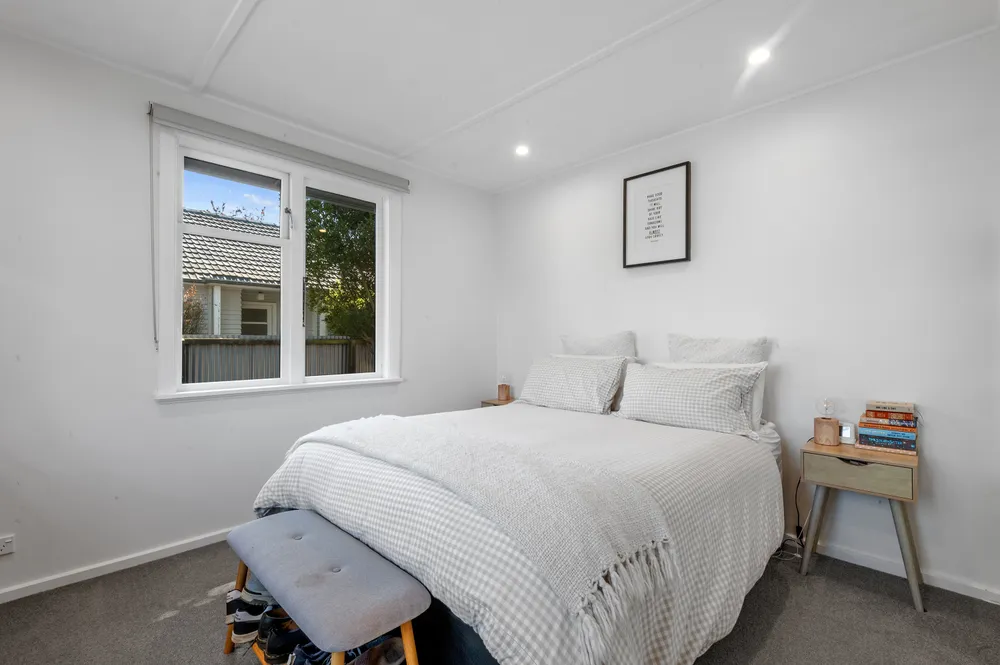 Photos of 306 Hills Road