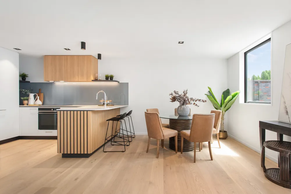 Photos of 61 Richmond Avenue
