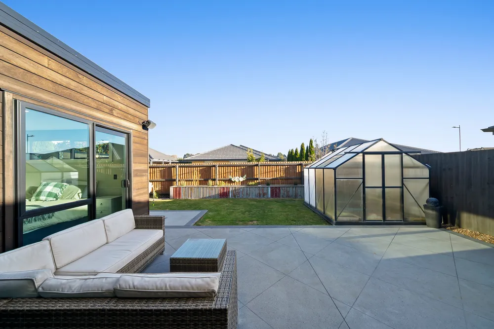 Photos of 61 Richmond Avenue
