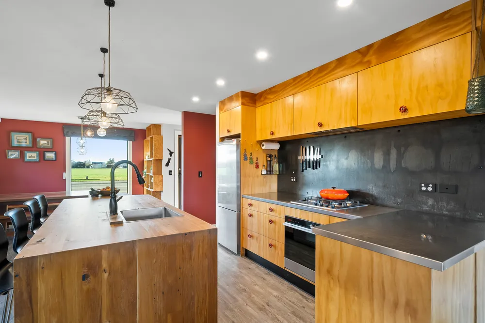 Photos of 61 Richmond Avenue
