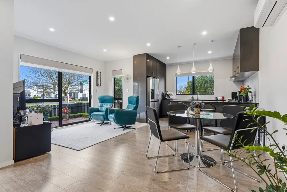 Photos of 22 Jutland Road