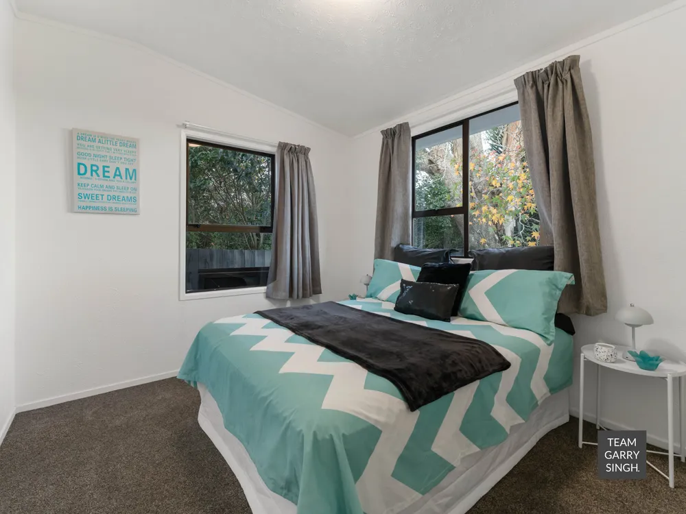 Photos of 90 Alfriston Road