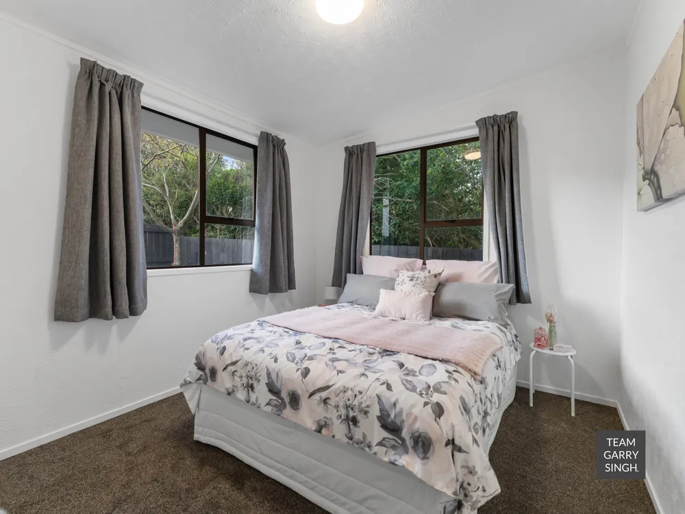 Photos of 90 Alfriston Road