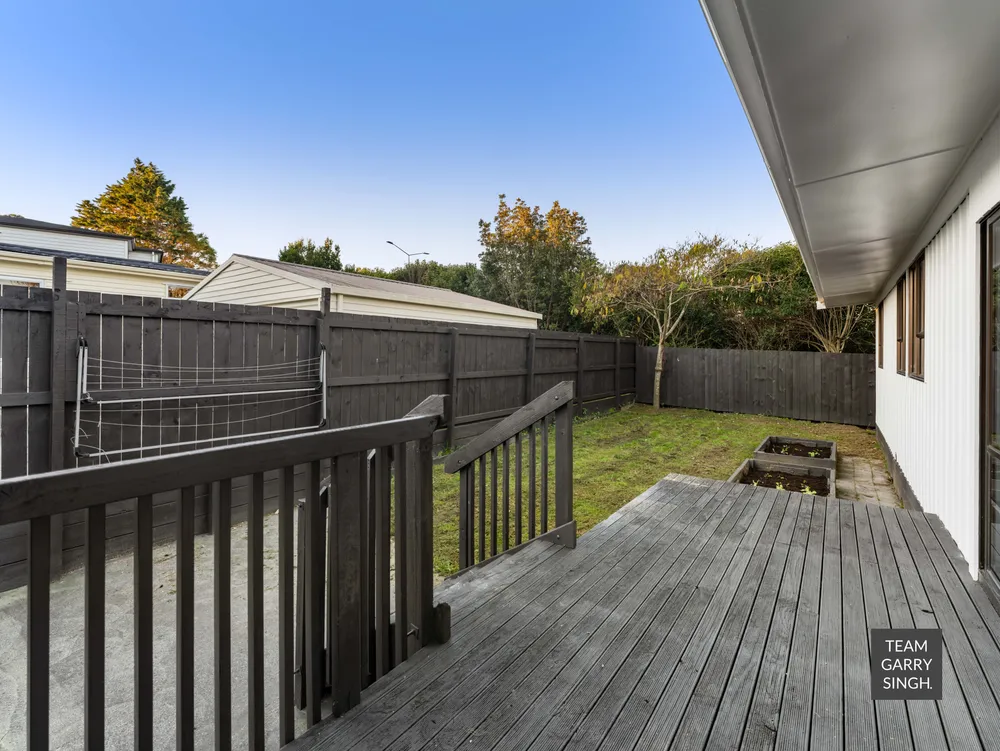 Photos of 90 Alfriston Road
