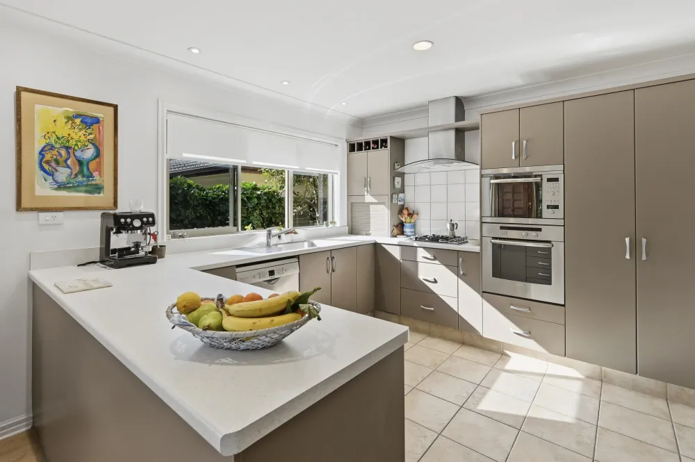 Photos of 17 Edgecumbe Road