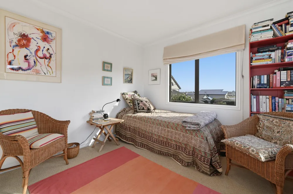 Photos of 17 Edgecumbe Road