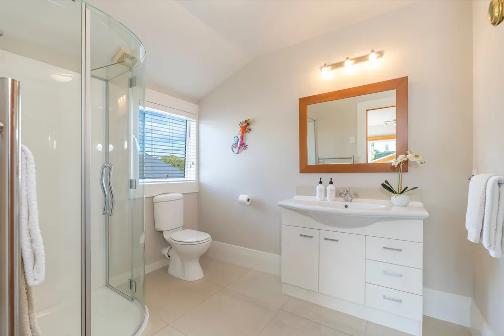 Photos of 63 Marsden Avenue
